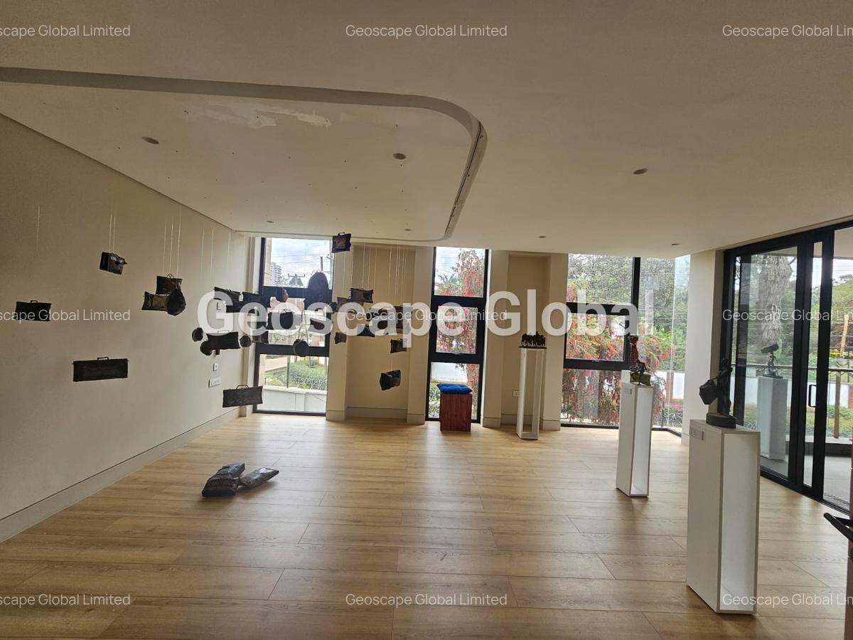 4 Bed Townhouse with En Suite in Spring Valley - 7