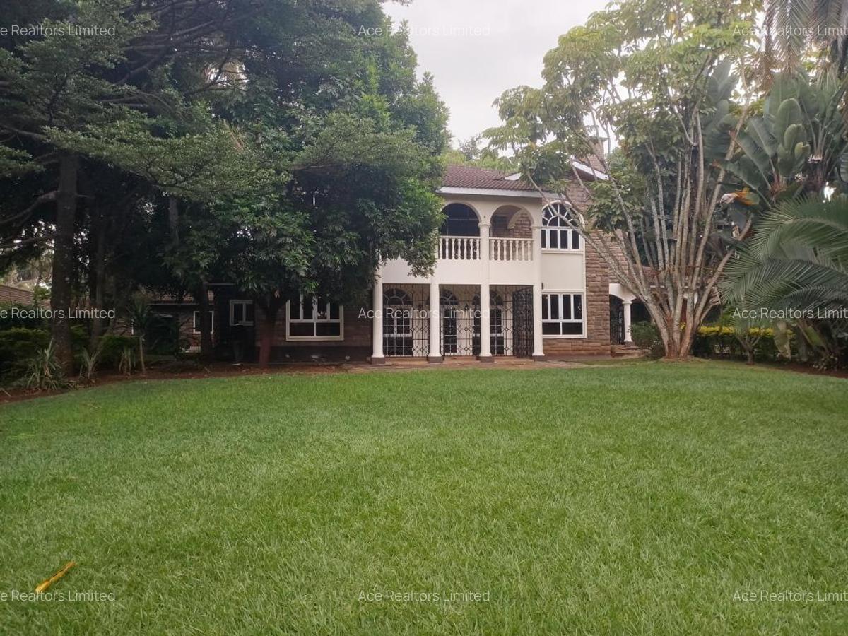 4 Bed Townhouse with En Suite at Hillview - 20