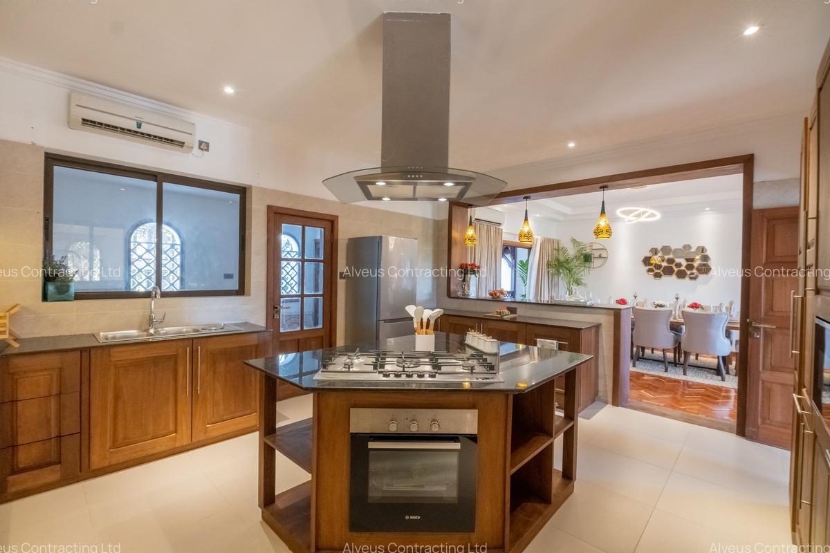 3 Bed Apartment with En Suite in Nyali Area - 11