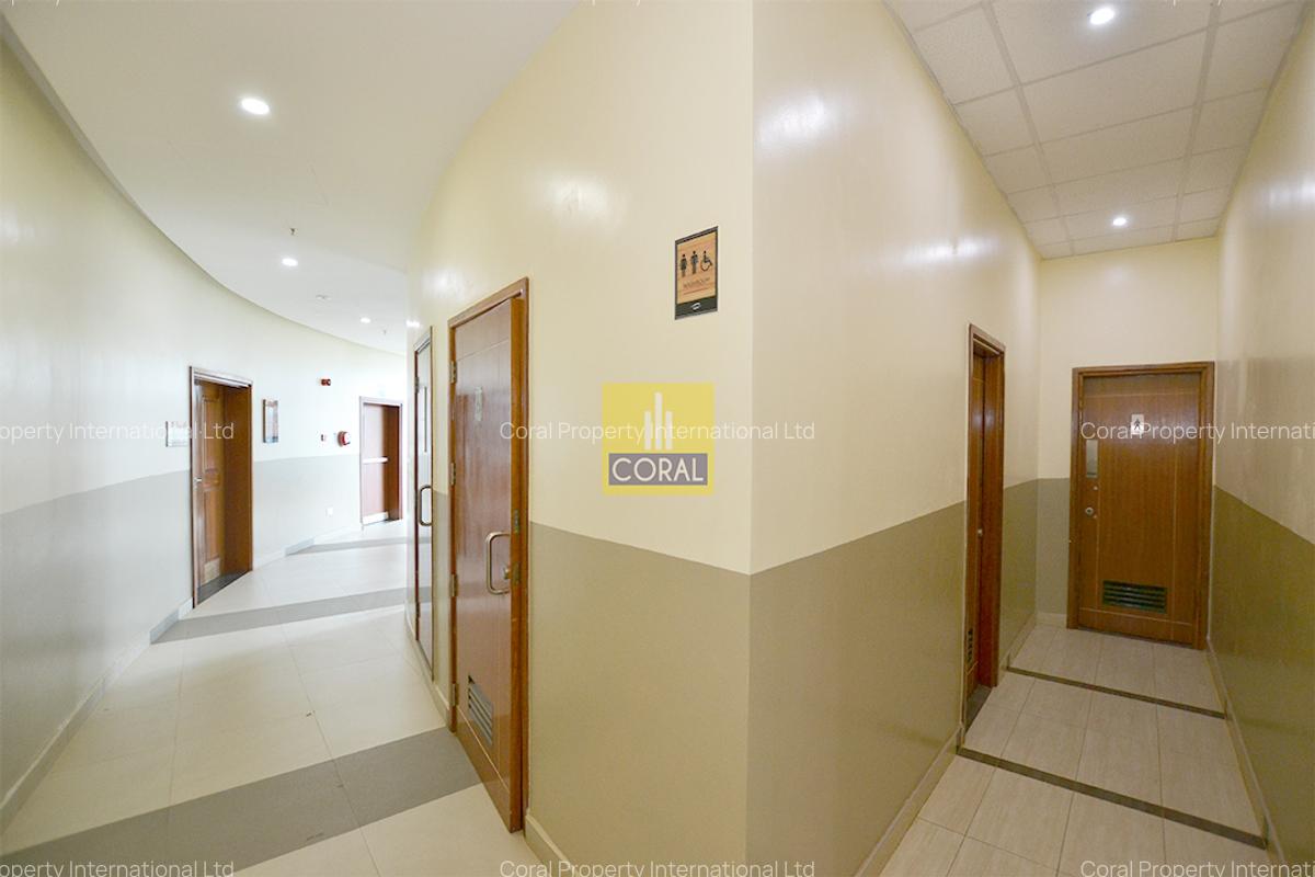 Office in Rosslyn - 4