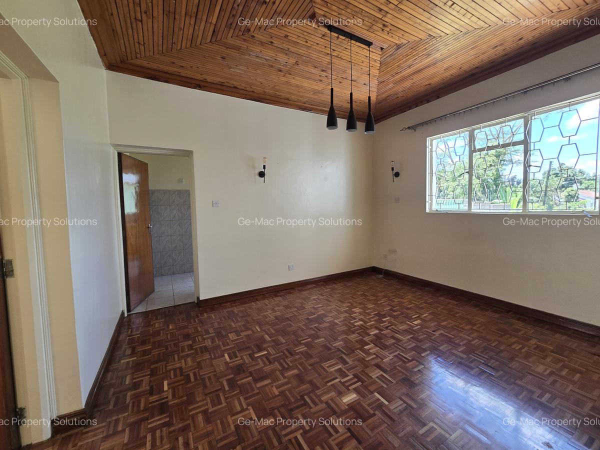 4 Bed House with En Suite in Runda - 9