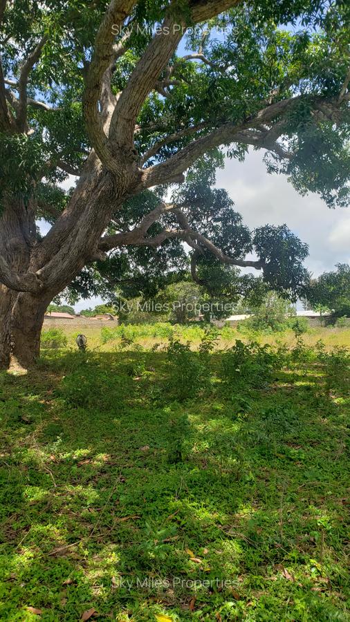5 ac Land at Mavueni - 2