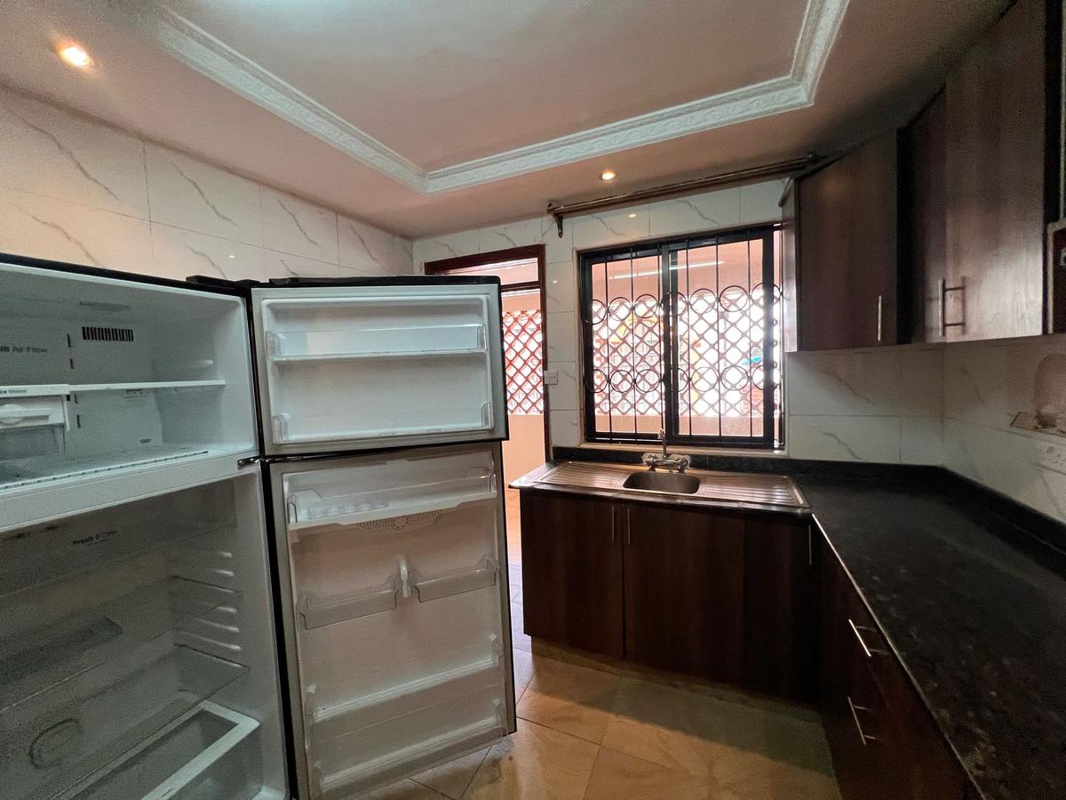 3 Bed Apartment with En Suite in Lavington - 2