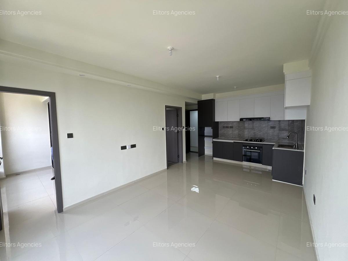 1 Bed Apartment with En Suite at Westlands Road - 4