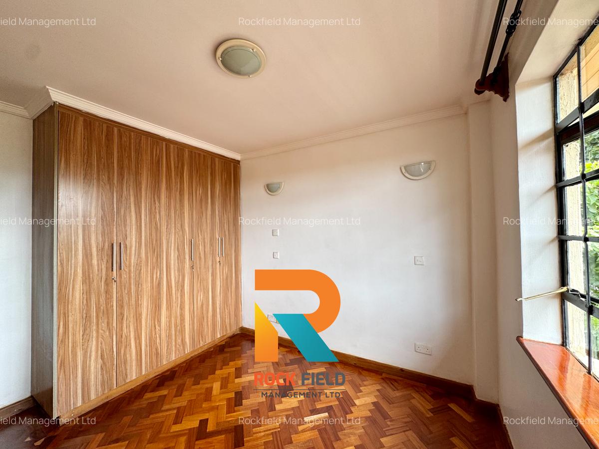 5 Bed Townhouse with En Suite in Kitisuru - 18