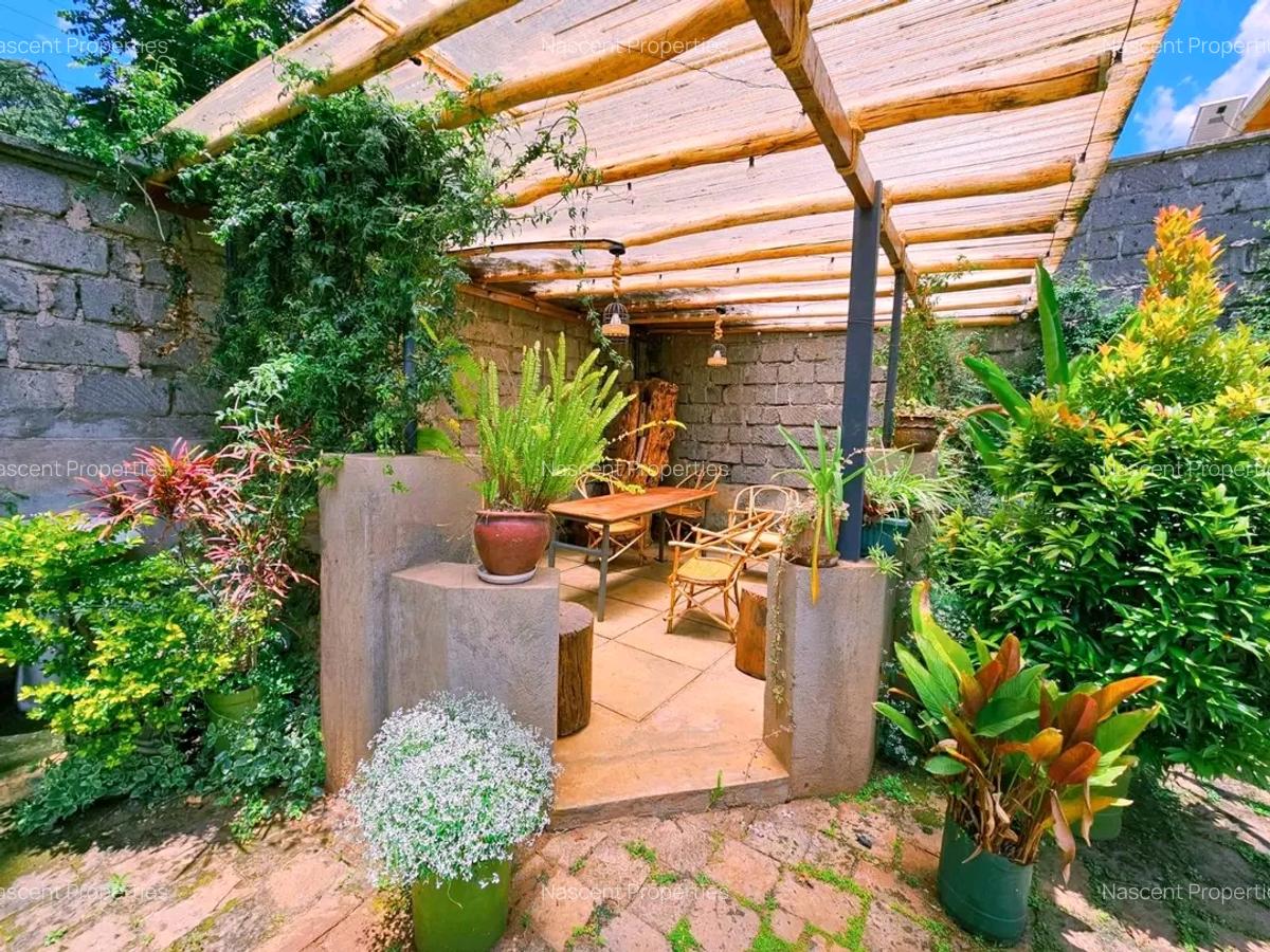 2 Bed House with En Suite in Nyari - 8