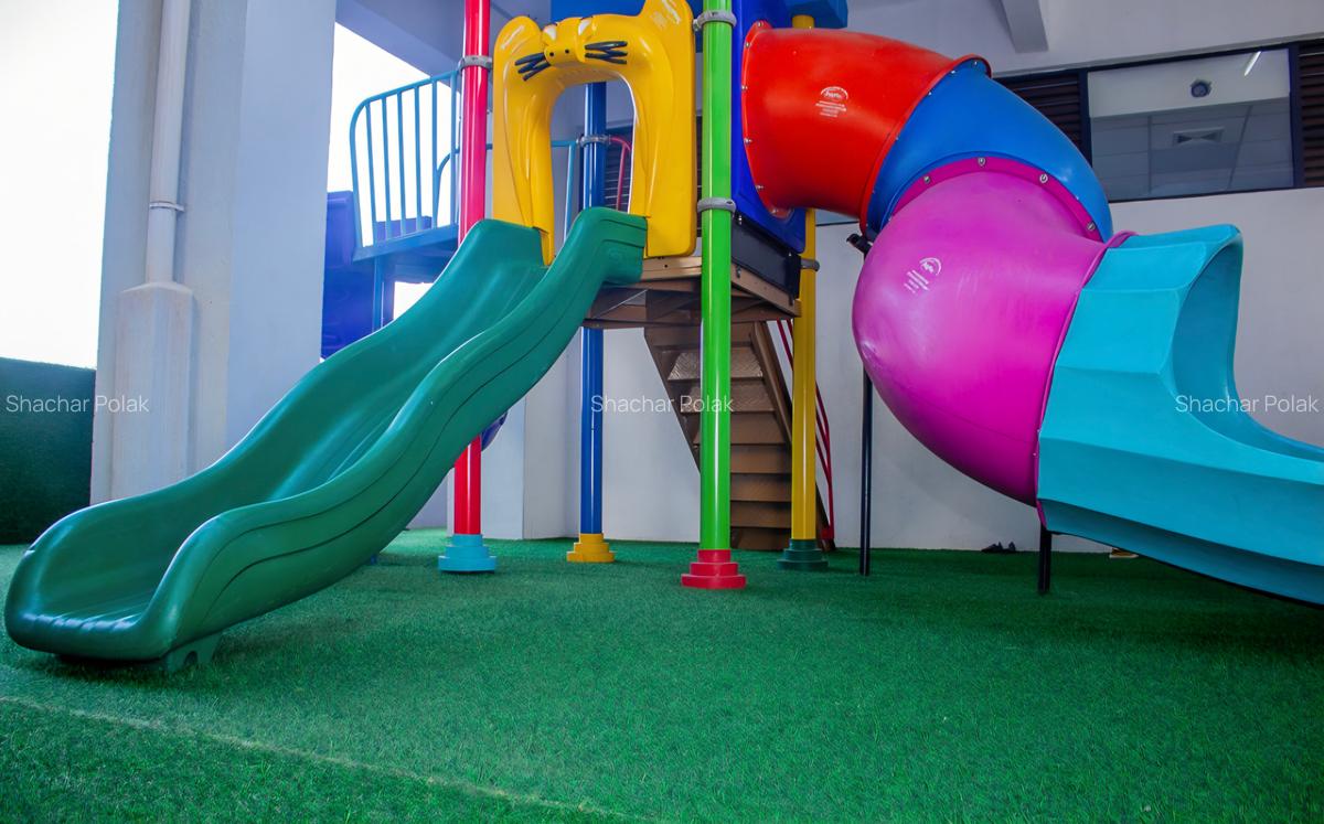 2 Bed Apartment with Swimming Pool at Hatheru Road - 13