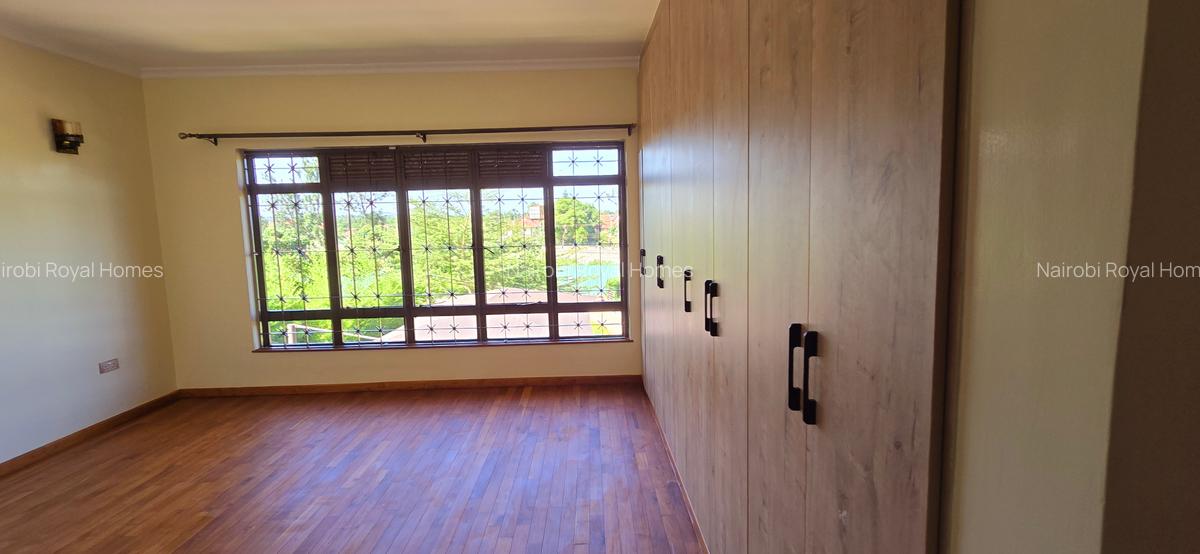 5 Bed House with En Suite at Runda Road - 9