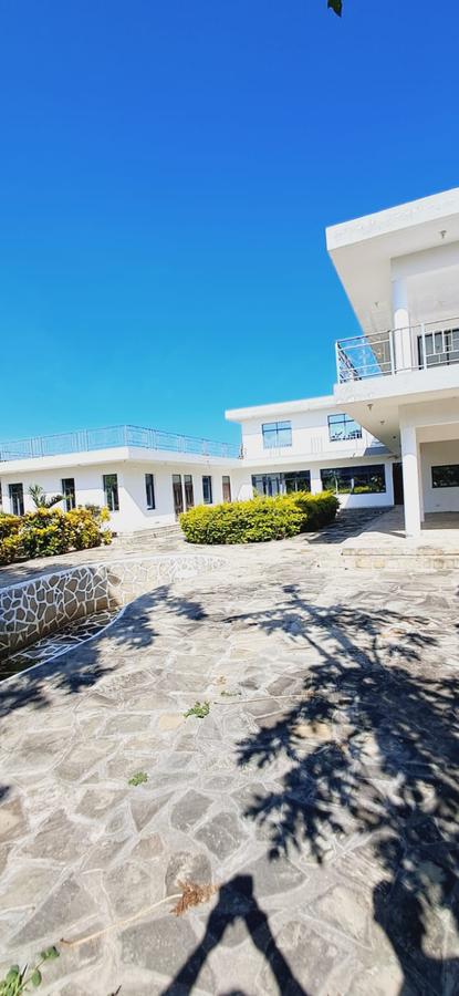 5 Bed House in Malindi - 3