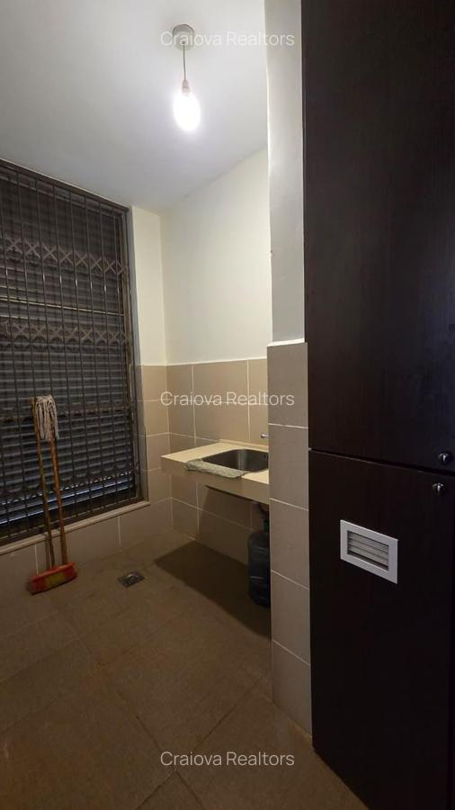 3 Bed Apartment with En Suite at 6Th Parklands - 5