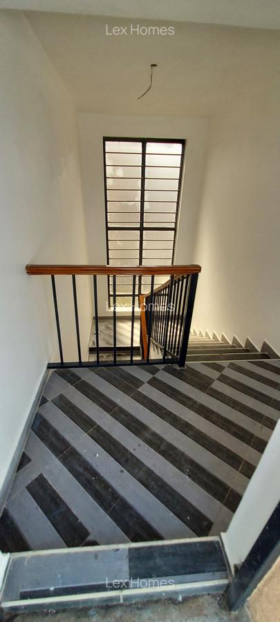 4 Bed House with En Suite at Rimpa Road - 17