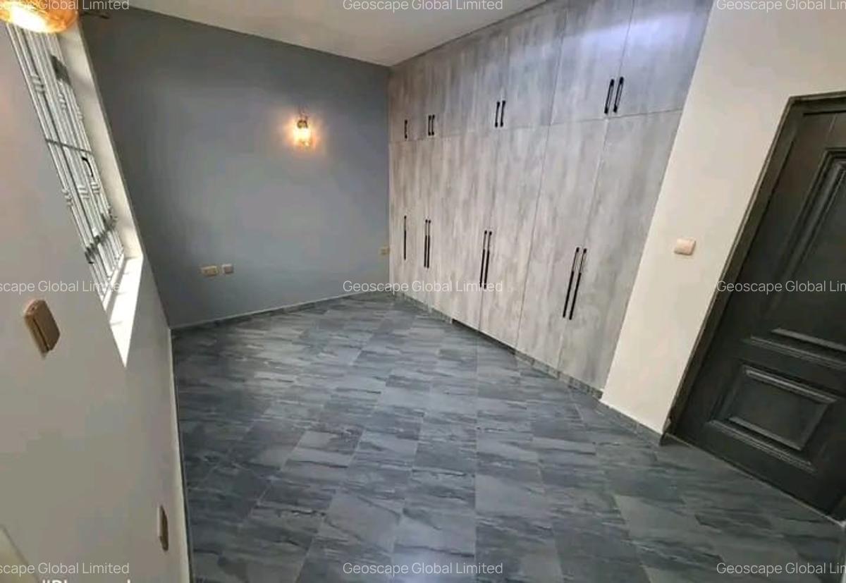 5 Bed House with En Suite in Syokimau - 4