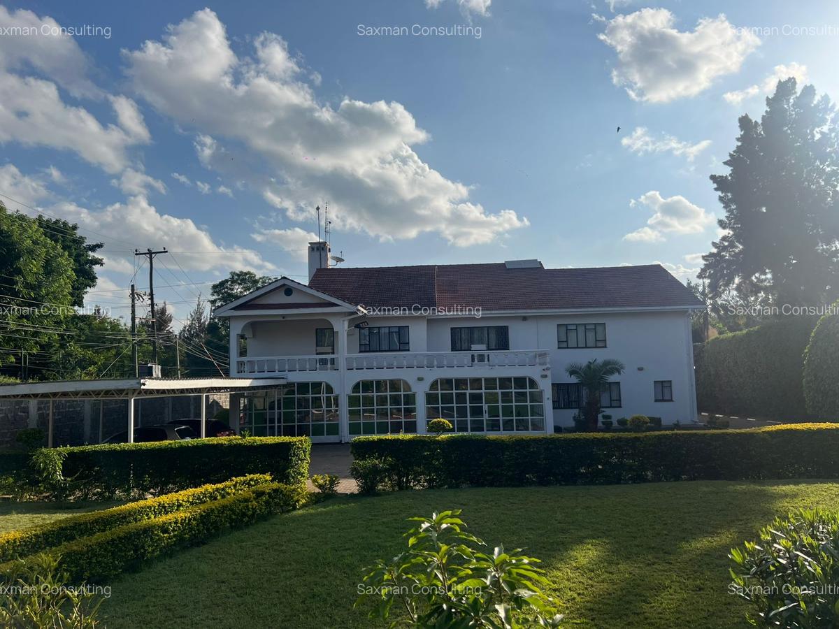 7 Bed House with En Suite in Runda - 1