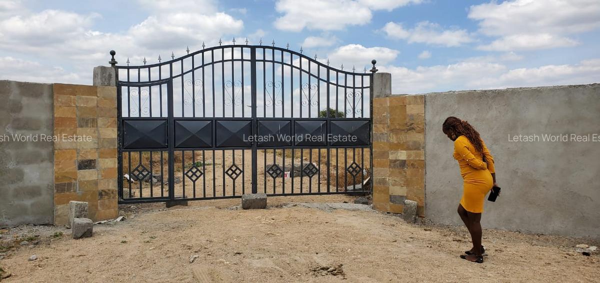 0.25 ac Land at Nairobi -Namanga Highway - 10