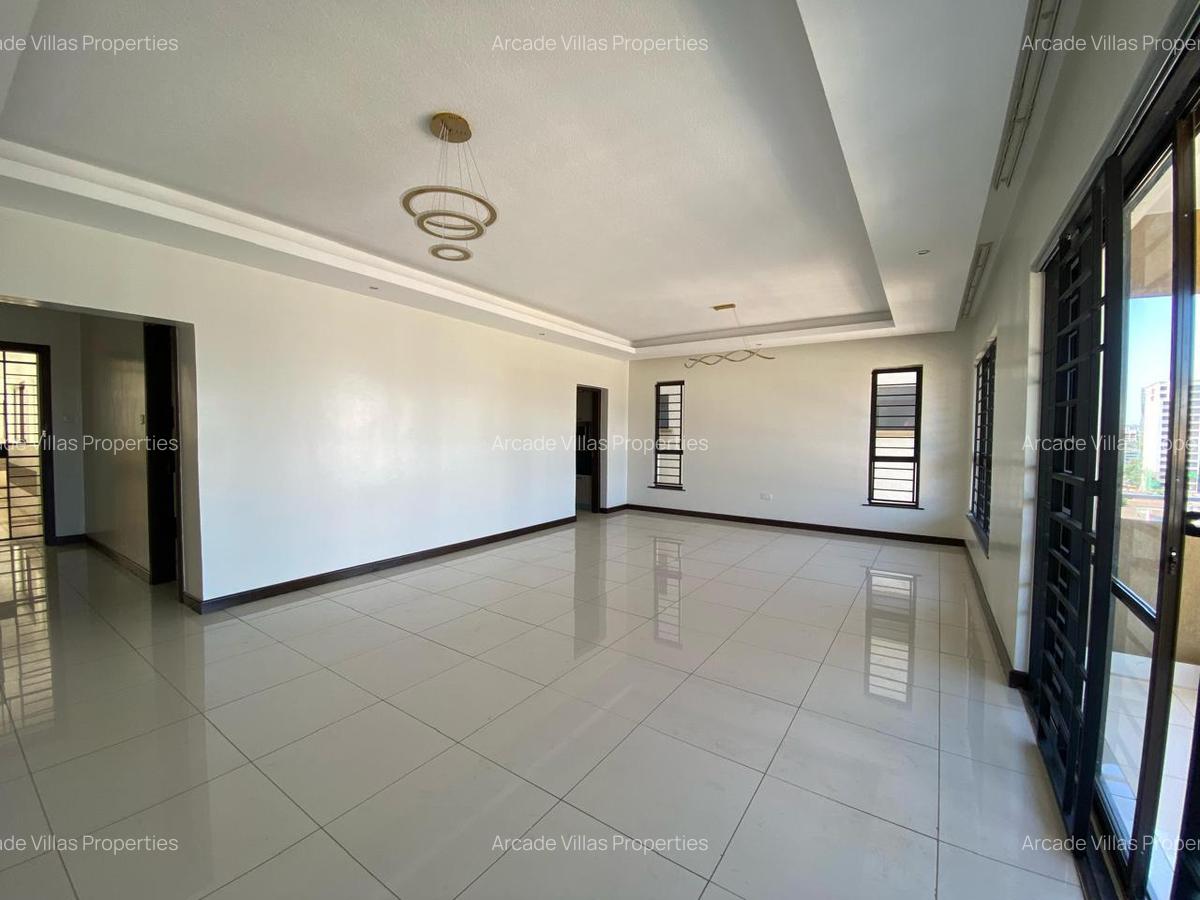 3 Bed Apartment with En Suite in General Mathenge - 2