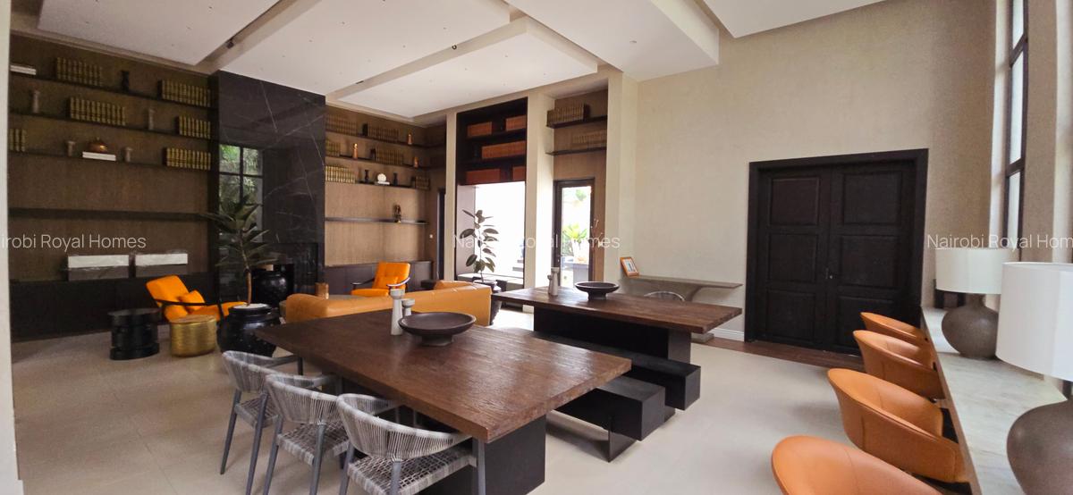 4 Bed House with En Suite at Palm Valley - 14