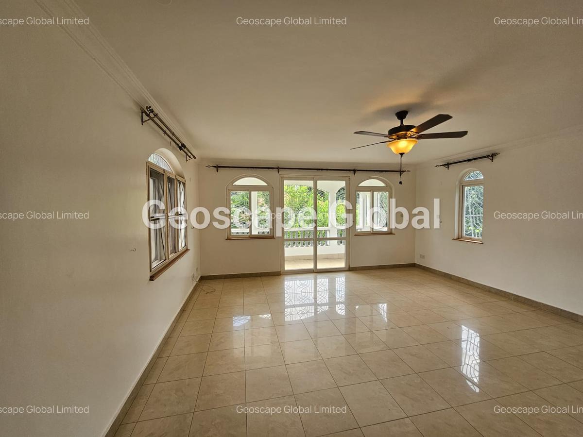 5 Bed House with En Suite in Runda - 5