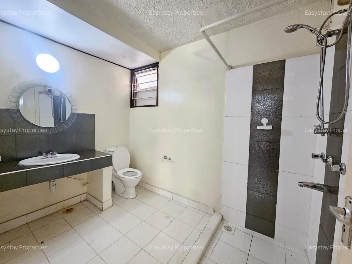 3 Bed Townhouse with En Suite in Kilimani - 6