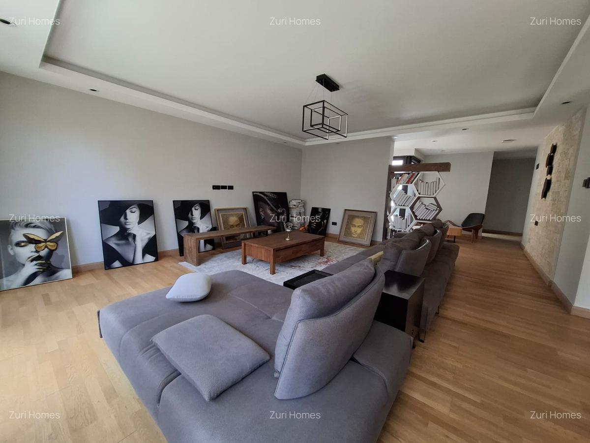 4 Bed Townhouse with En Suite in Lavington - 15