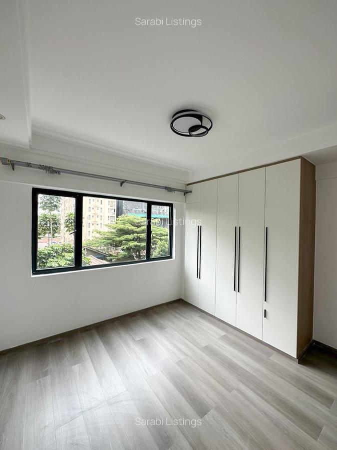 2 Bed Apartment with En Suite in Lavington - 5