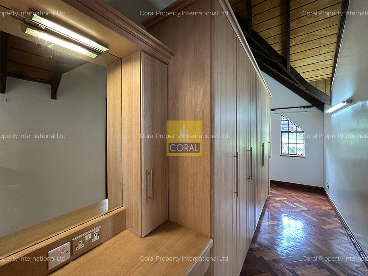 5 Bed Townhouse in Lavington - 5