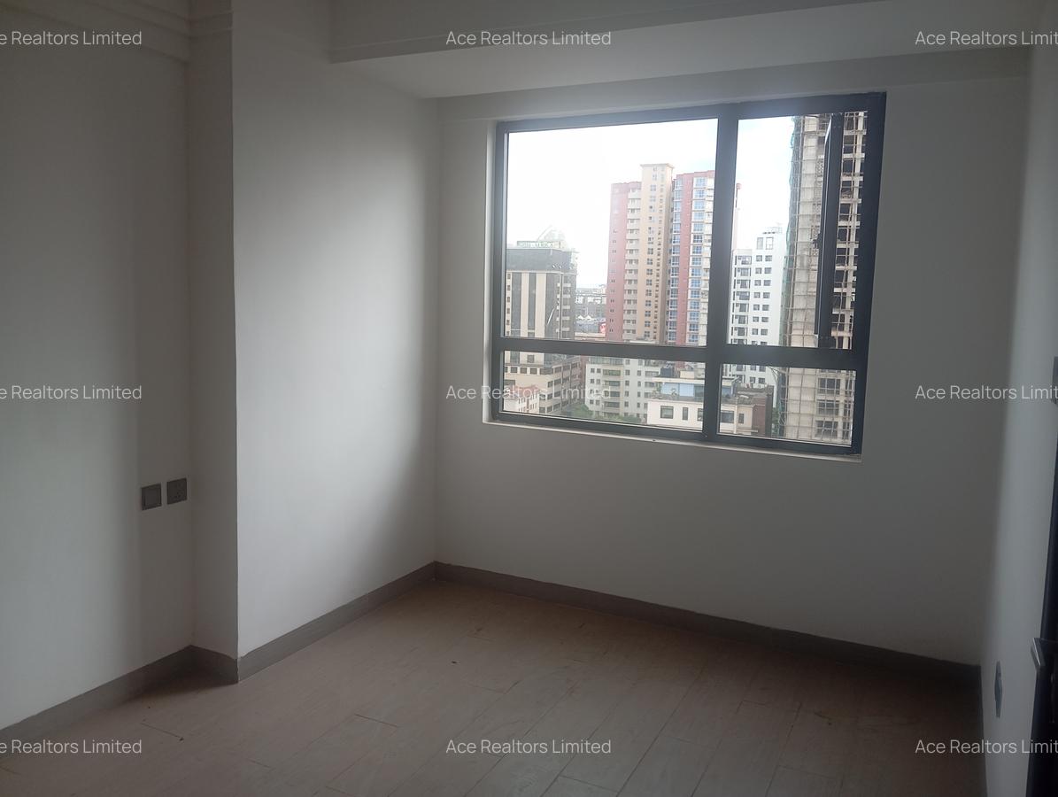 1 Bed Apartment with En Suite at George Padmore Road - 6