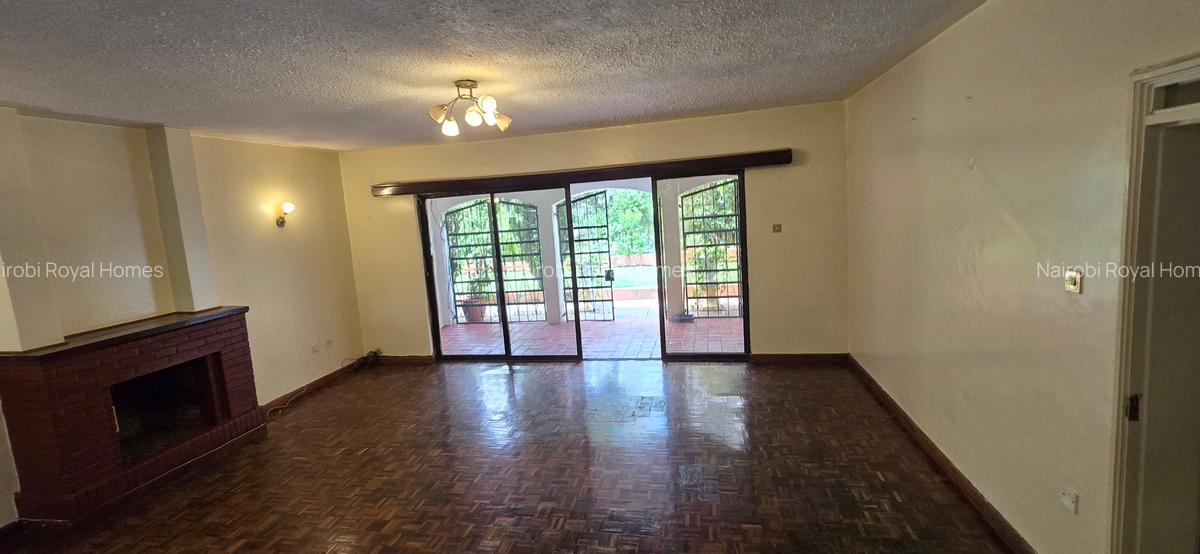 4 Bed Townhouse with En Suite at Ndemi Road - 20