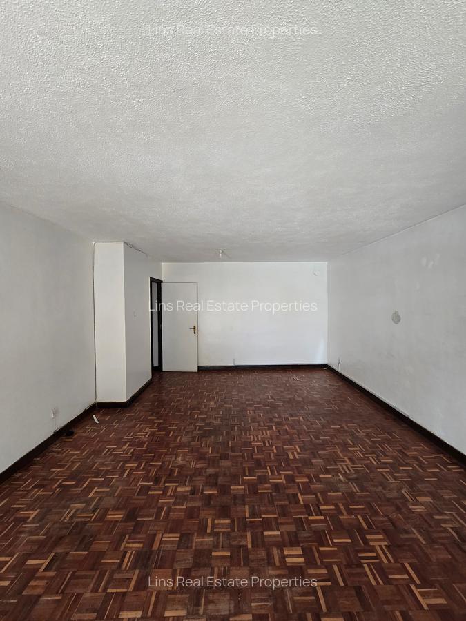 Commercial Property with Service Charge Included in Brookside - 11