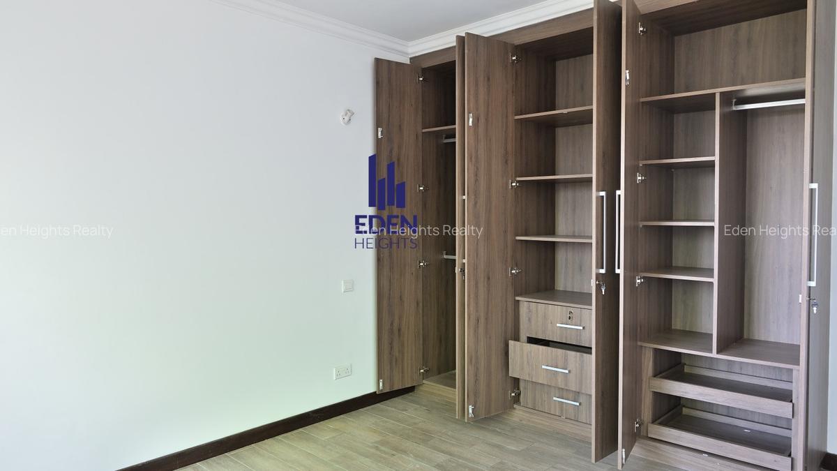 3 Bed Apartment with Staff Quarters in Parklands - 12