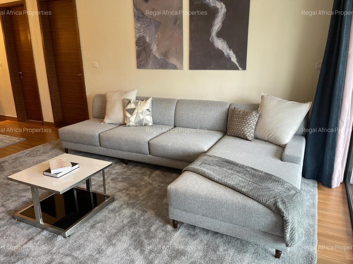 2 Bed Apartment with En Suite in Riverside - 3