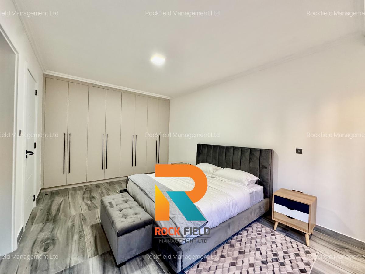 Furnished 1 Bed Apartment with En Suite in Brookside - 13