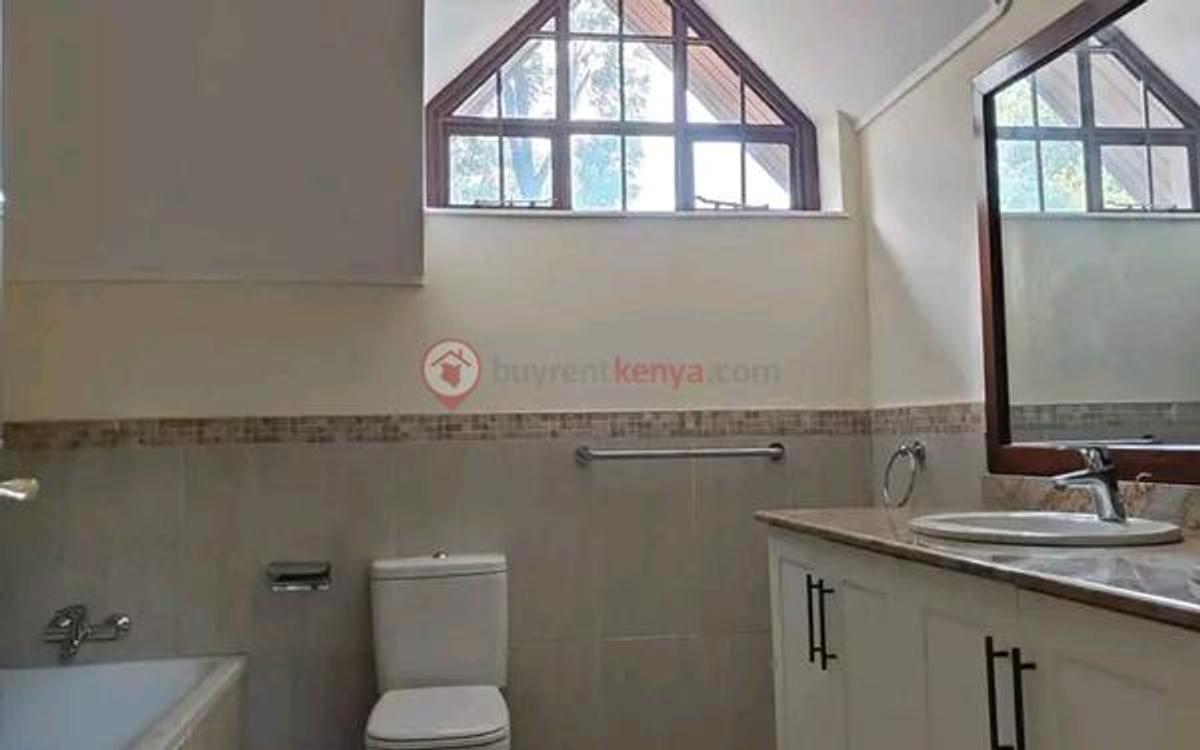 4 Bed Townhouse with En Suite at Ushirika Road - 12