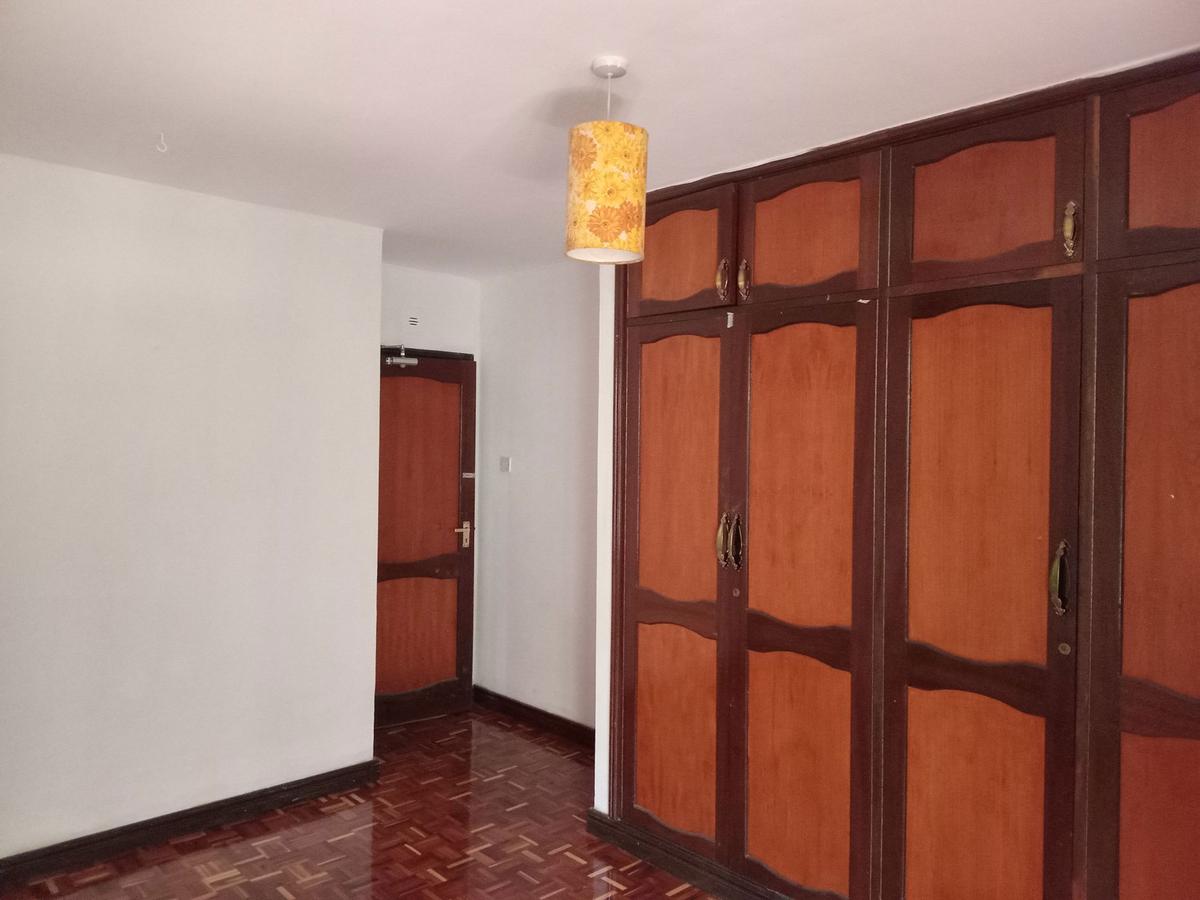 4 Bed Apartment in Parklands - 11