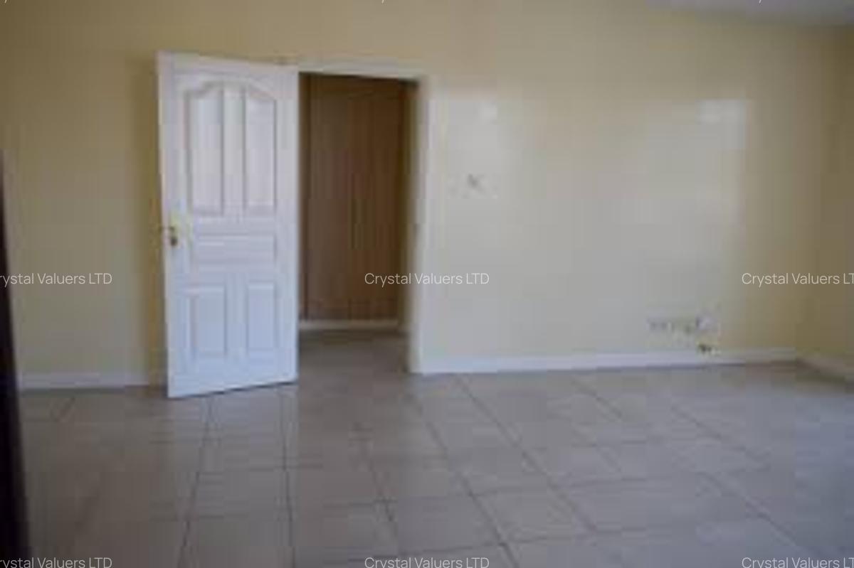 2 Bed Apartment with En Suite at Five-Star Gardens - 7