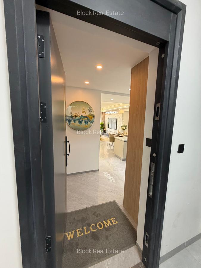 2 Bed Apartment with En Suite in Lavington - 6
