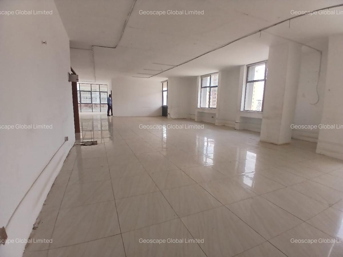 1,700 ft² Office with Parking in Kilimani - 1