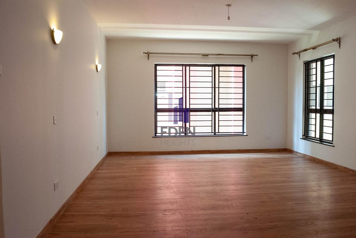 3 Bed Apartment with En Suite at General Mathenge - 15