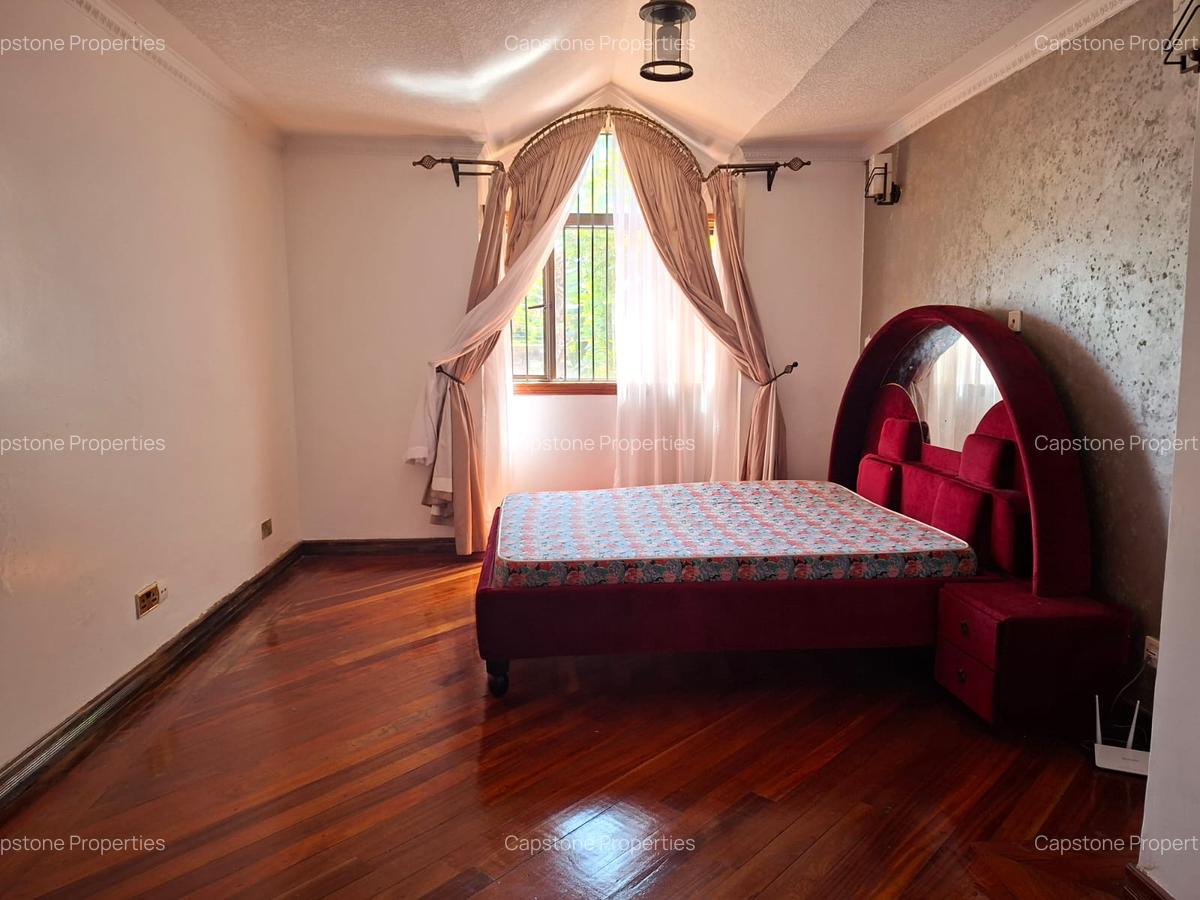 4 Bed Townhouse with En Suite in Runda - 12