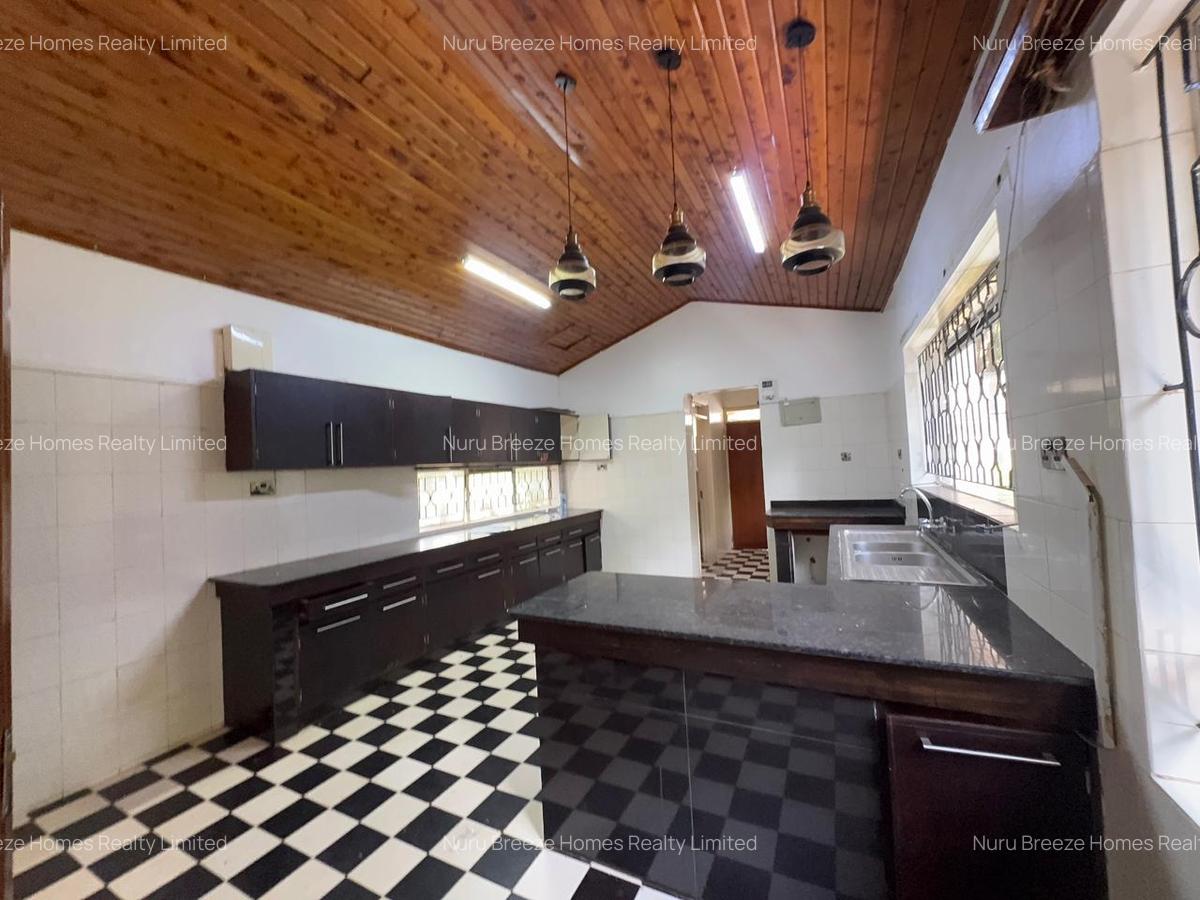 5 Bed House with En Suite in Gigiri - 17