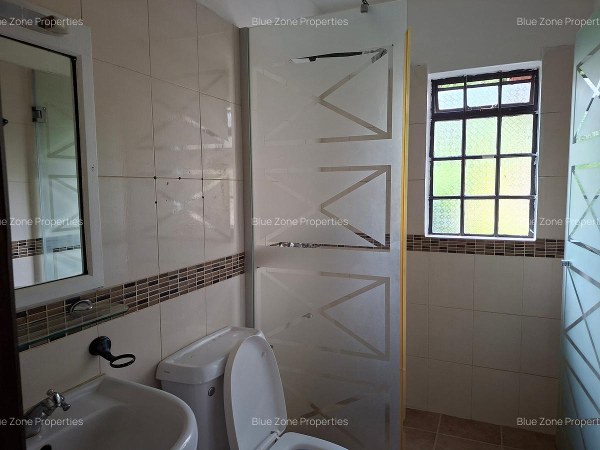5 Bed Townhouse with En Suite at Off Ruaka Rd - 10