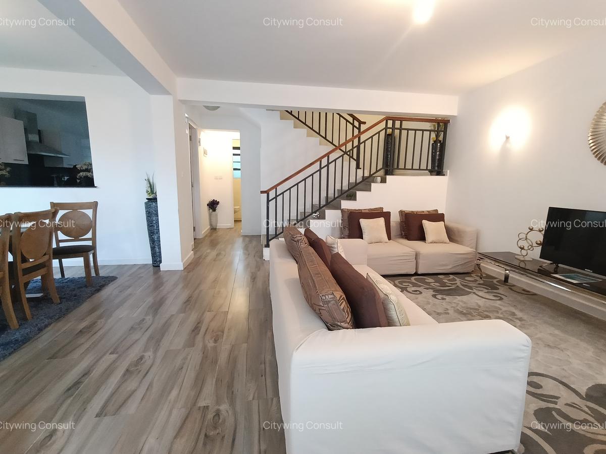 4 Bed Townhouse with En Suite at South C - 17