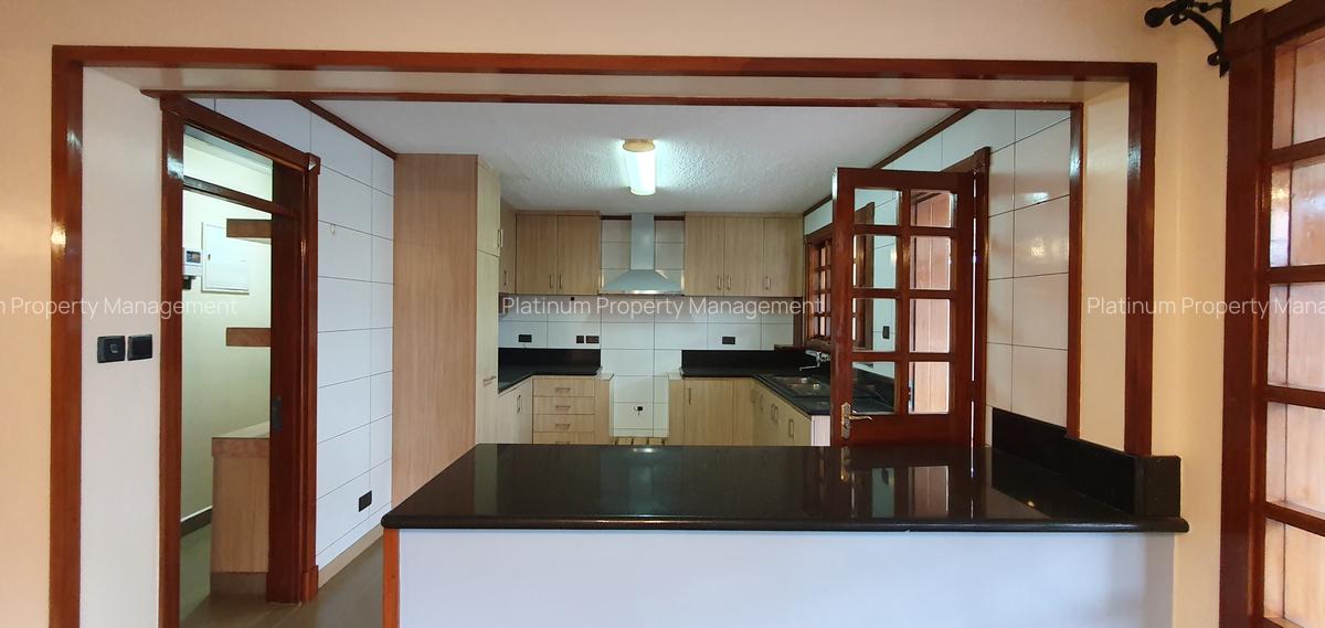 3 Bed Apartment with En Suite in Parklands - 3