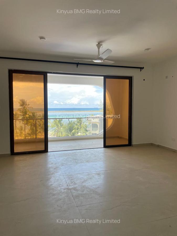 Serviced 3 Bed Apartment with En Suite in Nyali Area - 7