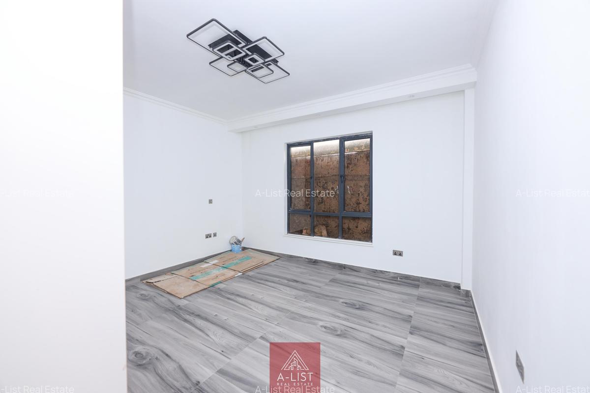 1 Bed Apartment with En Suite at Brookside - 8