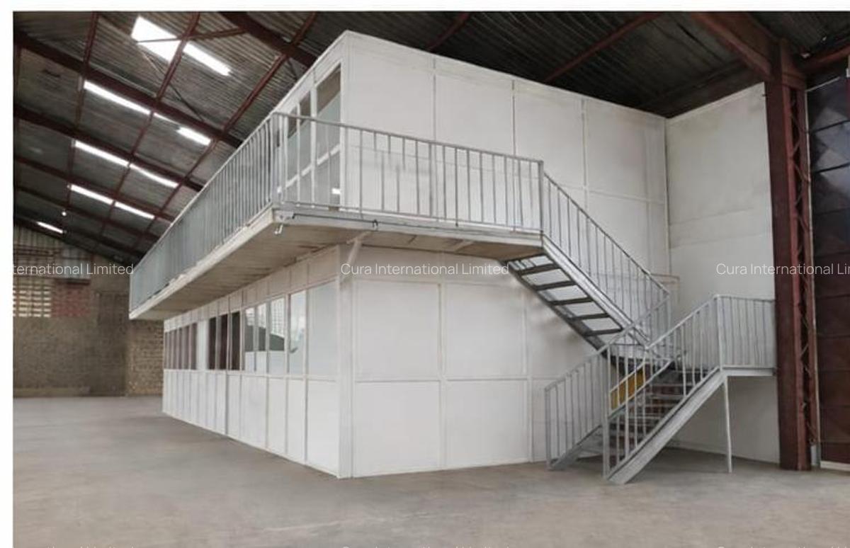 16,000 ft² Warehouse in Industrial Area - 2