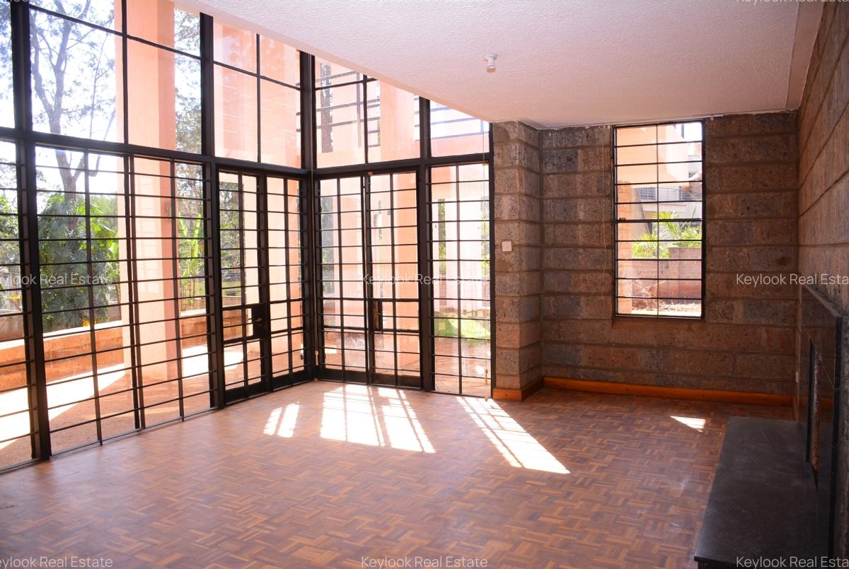 4 Bed House with En Suite at Runda - 9