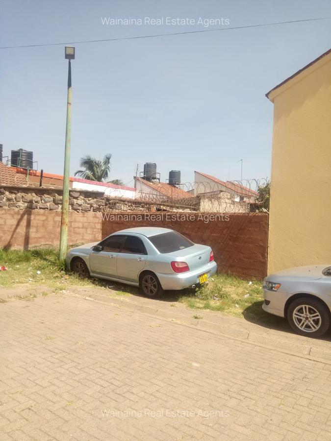 4 Bed House with Garden at Phase 5 - 3