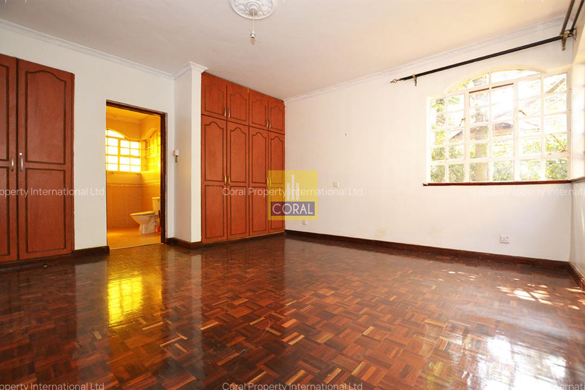 4 Bed Apartment in Muthaiga - 11