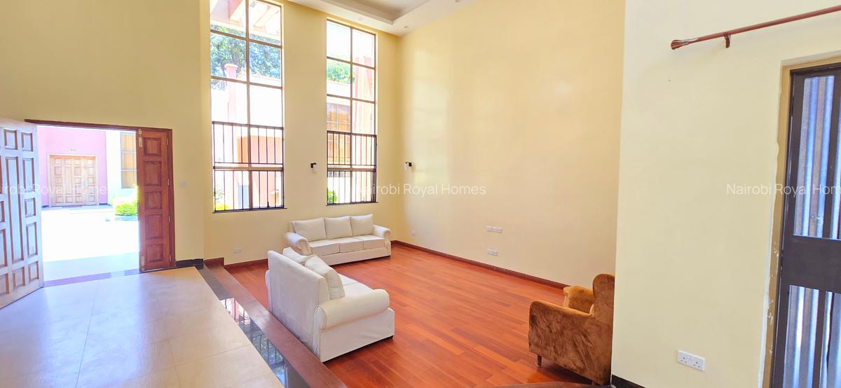 5 Bed Townhouse with En Suite at Lavington Green - 5