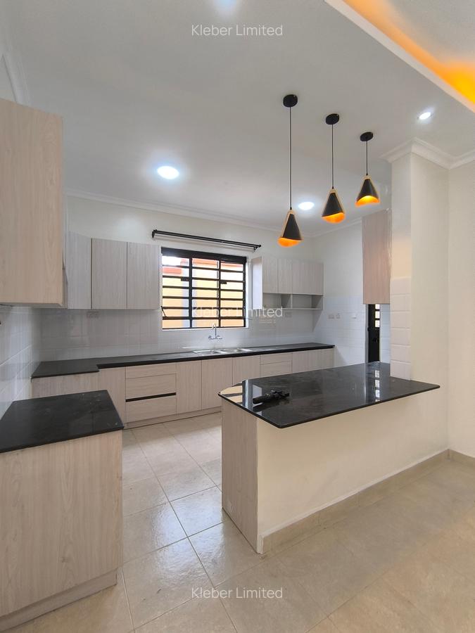 4 Bed House with En Suite in Ruiru - 3